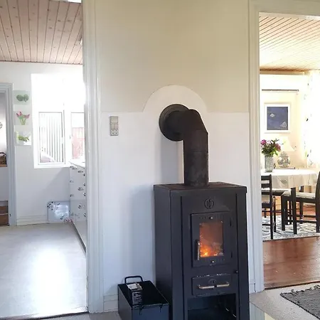 Lango Med Udsigt Til Enehoje Og Langeland *